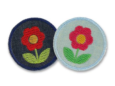 Blumen Patches zum aufbügeln aus Jeansstoff in 2 Farben – Retro-Blumen Jeansflicken Ø 5 cm pinke Blume auf hellblau und rote Blume auf dunkelblau, Bügelflicken handmade Berlin