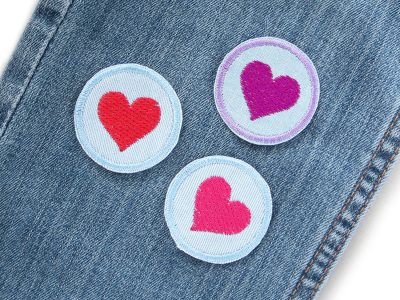 Mini Herz Patches in verschiedenen Farbkombinationen Ø 4 cm aus Jeansstoff, herzförmige Aufnäher Bügelflicken handmade Berlin