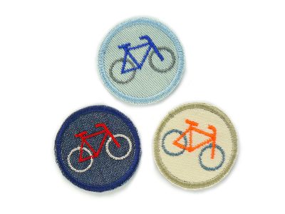 Mini-Fahrrad-Bügelflicken aus Jeansstoff mit gesticktem Rennrad in drei Farbvarianten (dunkelblau/rot, hellblau/blau, natur/neonorange), ø 4 cm, zum Aufbügeln auf Hosen und Jacken, handmade Berlin