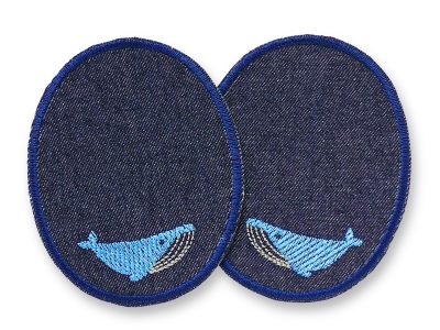 2 Wal-Knieflicken aus dunkelblauem Jeansstoff mit gesticktem hellblauem Buckelwal, jeweils 8 x 10 cm, ovale Jeansflicken für Kinderhosen maritim handmade Berlin