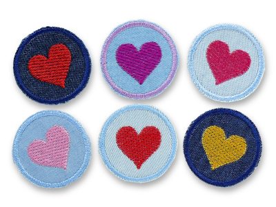 Mini-Herz-Jeansflicken mit gesticktem Herz in sechs Farbkombinationen, jeweils ø 4 cm, als 2er oder 6er Set, zum Aufbügeln auf Kinderhosen und Jacken, handmade Berlin
