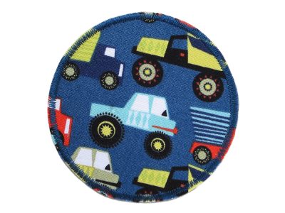 Hosenflicken Monstertrucks, Bügelflicken für Kinder mit Lastern, Autos und Monstertrucks – Monstertrucks Knieflicken Ø 8 cm petrolfarbener Baumwollstoff mit buntem Fahrzeug-Allover, handmade Berlin