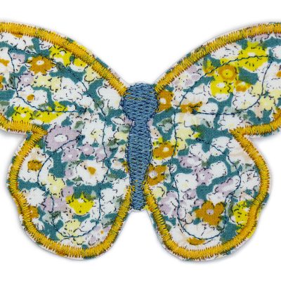 Großer Schmetterling-Patch aus gelb-weiß geblümtem Baumwollstoff mit bunter Stickerei, 9,5 x 7 cm, Schmetterling-Aufnäher zum Aufbügeln auf Jacken Hosen und Taschen handmade Berlin