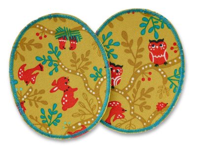 2 Waldtier-Knieflicken aus hellem Baumwollcanvas mit buntem Allover-Muster aus Fuchs Igel Hase Eichhörnchen Pilzen und Blumen, jeweils 8 x 10 cm, ovale Bügelflicken für Kinderhosen handmade Berlin