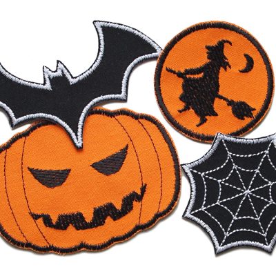 4er Set Halloween-Bügelflicken aus Baumwolle mit gestickten Motiven Kürbis, Hexe, Spinnennetz und Fledermaus in Schwarz und Orange, zum Aufbügeln auf Kleidung, handmade Berlin