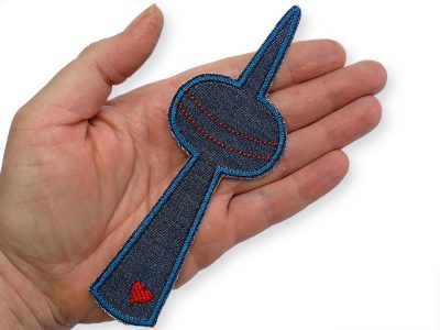 Berlin Souvenir Patch als gestickter Fernsehturm, Jeans-Bügelbild 15 cm, als Geschenk oder Dekoration für Jacken und Rucksäcke