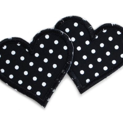 Herz Patches zum aufbügeln mit Pünktchen in schwarz