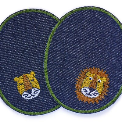 2 Löwen-Knieflicken aus dunkelblauem Jeansstoff mit gesticktem Löwen und Löwin in Braun, Ocker und Weiß, jeweils 8 x 10 cm, ovale Bügelflicken für Kinderhosen handmade Berlin