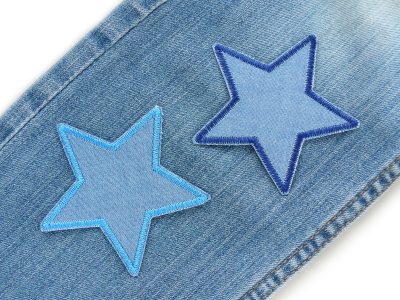 3 Stern Jeansflicken blau petrol auf Kinderhose oder Jeans aufgebügelt, mittelblauer Jeansstoff 8 x 8 cm mit Umrandung hellblau dunkelblau petrol, Bügelflicken handmade Berlin Piratenbande
