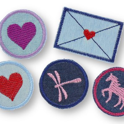 Set mit 5 Mini Jeansflicken zum aufbügeln