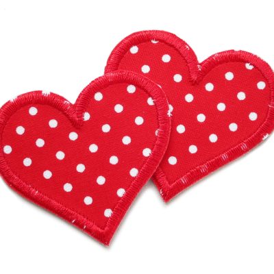 Herz Patches zum aufbügeln mit Pünktchen in rot