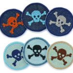 Mini Totenkopf Patches, 6 Farben, 4 cm, Skull Aufbügler
