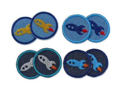 Mini Raketen Flicken zum aufbügeln 2er Set in 4 Farben – Rakete Jeansflicken dunkelblau hellgrau mittelblau goldgelb Ø 4 cm, Raketen-Bügelflicken handmade Berlin Piratenbande