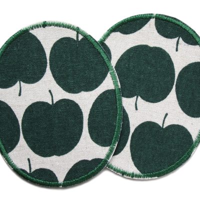 Zwei ovale Knieflicken aus naturfarbenem Baumwollcanvas mit dunkelgrünen Äpfeln im Retro-Look, in zwei Größen erhältlich, zum Aufbügeln auf Kinderhosen, handmade Berlin
