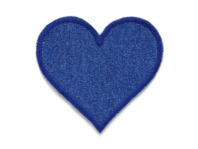 Herz Jeansflicken zum aufbügeln blau – einfarbiger dunkelblauer Jeansstoff herzförmig 8,5 x 8 cm, Herz-Bügelflicken für Kinderhosen und Jeans handmade Berlin