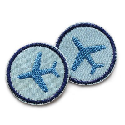Mini Flugzeug Flicken hellblau, Bügel-Patches mit gesticktem Flugzeug aus Jeansstoff