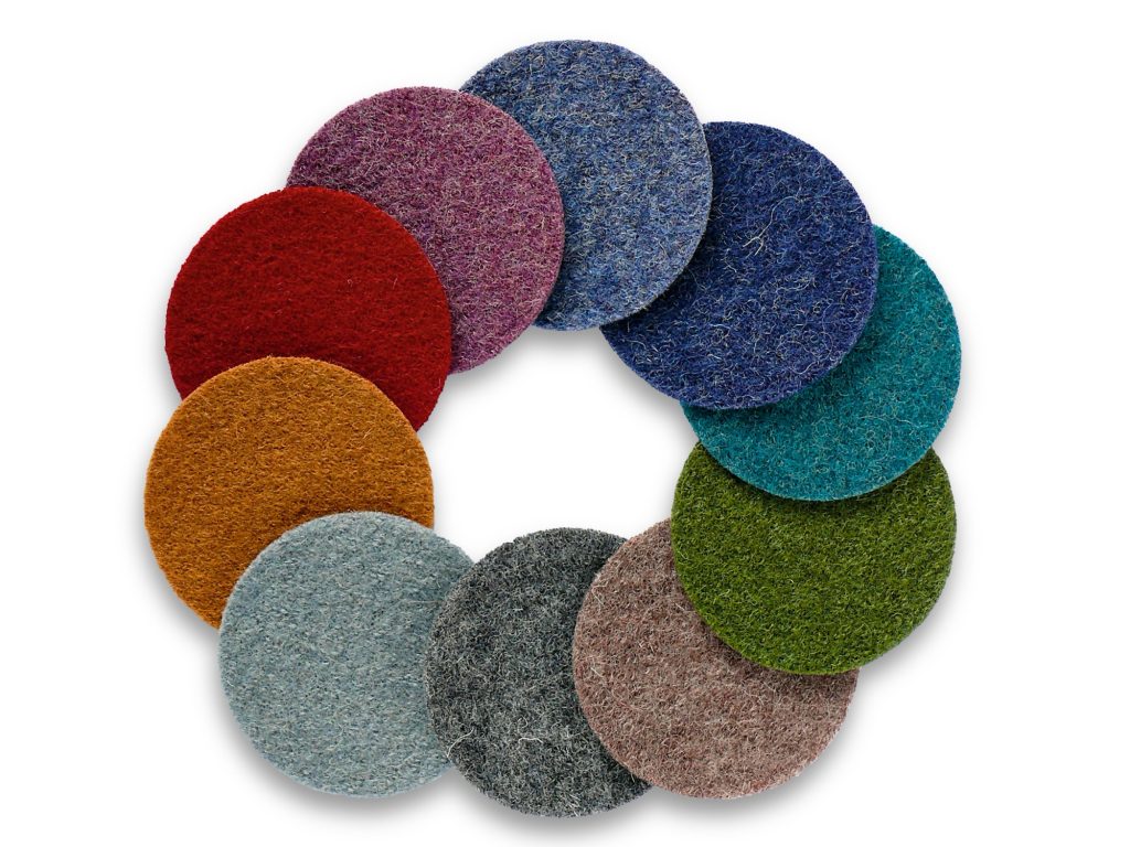 Runde Wollwalk-Flicken zum Aufbügeln in 10 Farben: Mintgrau Ocker Rot Beere Jeansblau Dunkelblau Petrol Grün Braun Dunkelgrau, jeweils Ø 7,5 cm, Wollwalk-Bügelflicken handmade Berlin