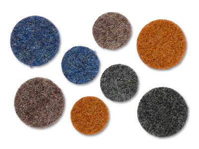 Mini Woll-Flicken in braun, grau, blau und ocker, 3-4 cm im Durchmesser, zum Aufbügeln auf Wollwalk / Walkloden (Bügelanleitung ist dabei) - zum Aufnähen auf andere Wollkleidung (Wollpullover) Perfekt zum Reparieren von Mini Löchern in Wollkleidung wie Wollhosen und Wollanzügen, handmade in Berlin